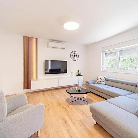 Villa House Vira By Guide Blato (Korcula)