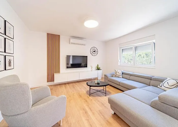 Willa House Vira By Guide Blato (Korcula)