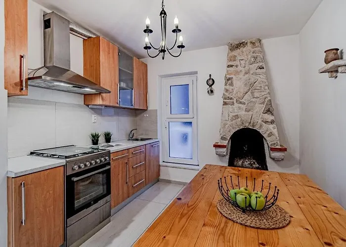 Willa House Vira By Guide *