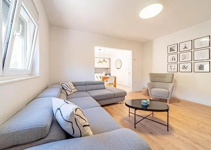 Willa House Vira By Guide *